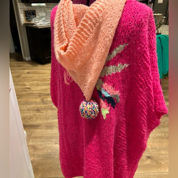 One of a Kind Pink designer Sweater poncho Size OS Bird Boutique EUC - Picture 4 of 6